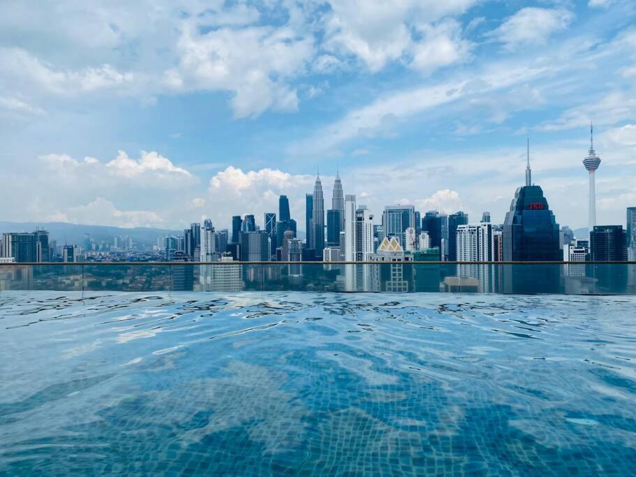 Pangsapuri Regalia Klcc View By Ucare Kuala Lumpur